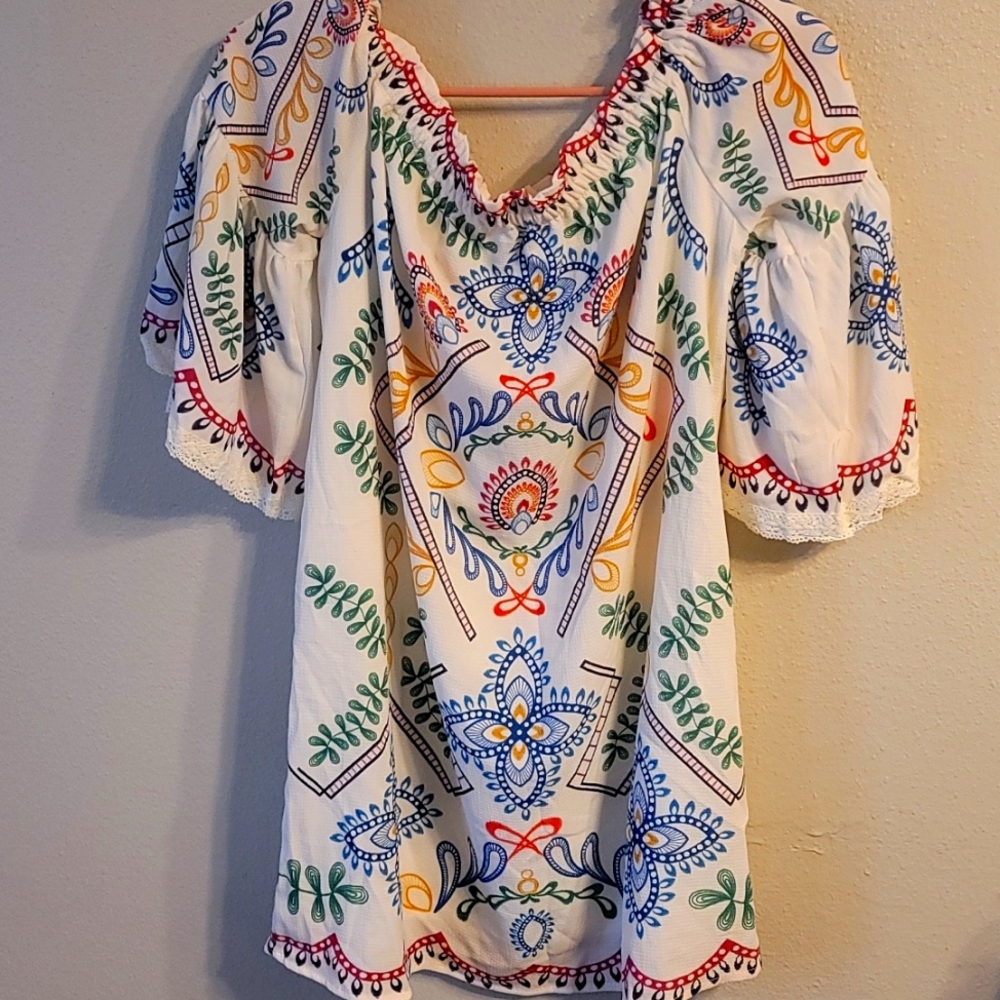 Flying Tomato Top. Size S